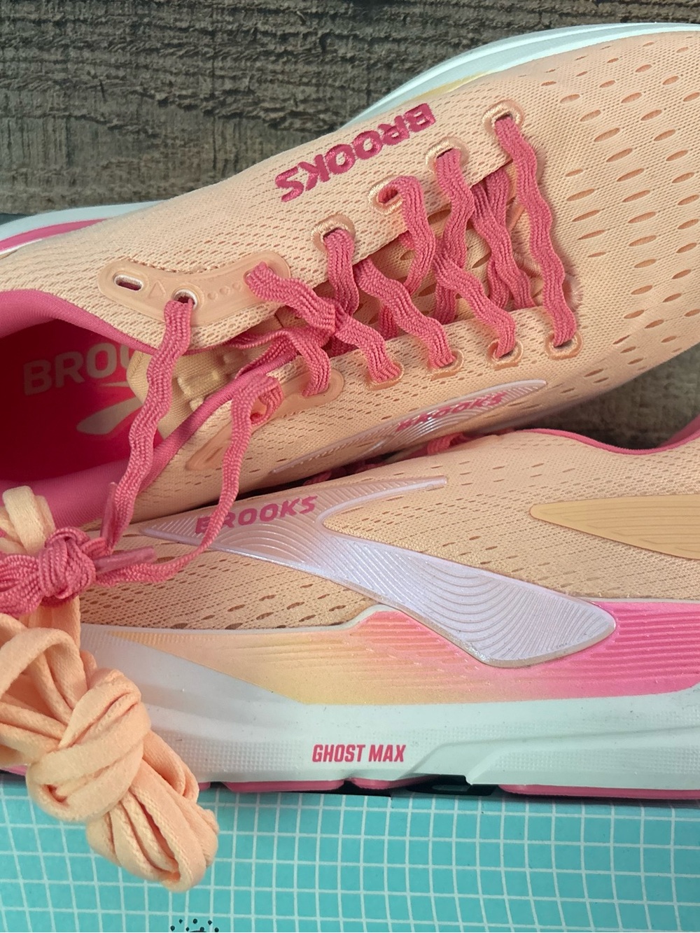 Brooks Ghost Max Women's Running Shoes - Peach & Hot Pink Accents - Picture 4 of 9